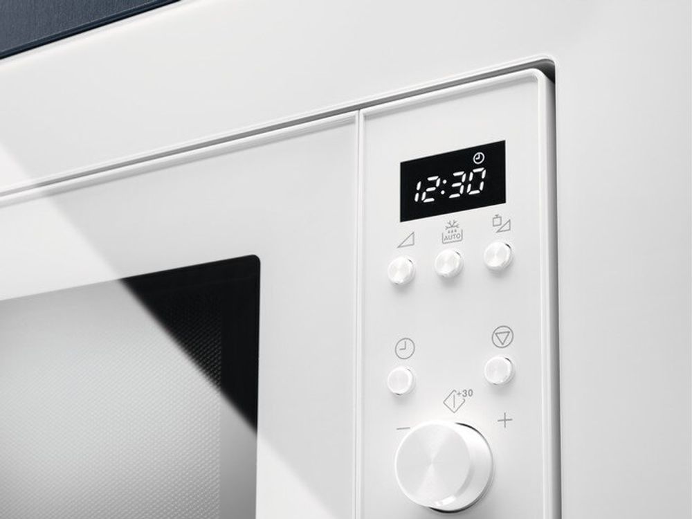 Electrolux mikrobølgeovn hvit LMS2173EMW 