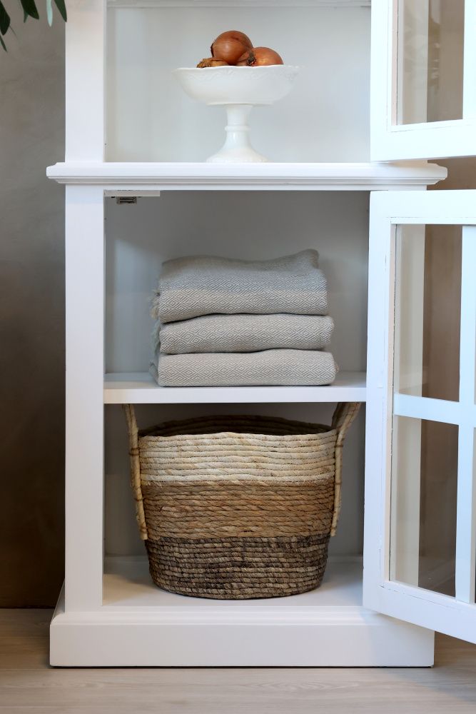 Marseille Vitrineskap i hvit med 2 dører og hyller